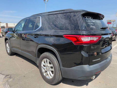 2020 Chevrolet Traverse LT Cloth