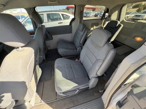 2009 Chrysler Town and Country Touring