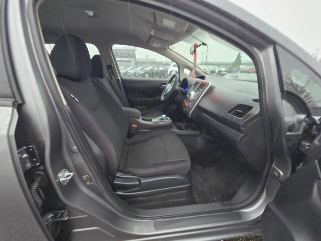 2016 Nissan LEAF S-24