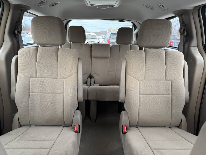 2012 Chrysler Town and Country Touring