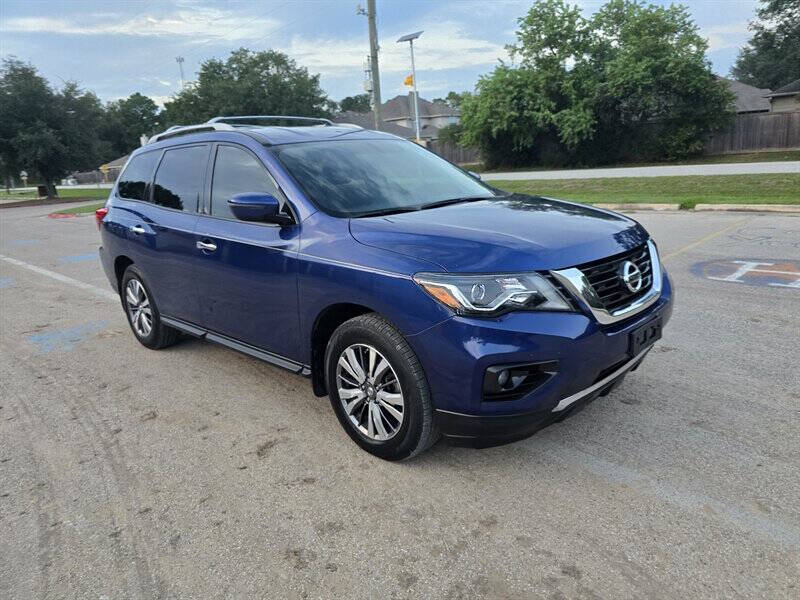 2018 Nissan Pathfinder for sale at Essence Autos in Spring TX