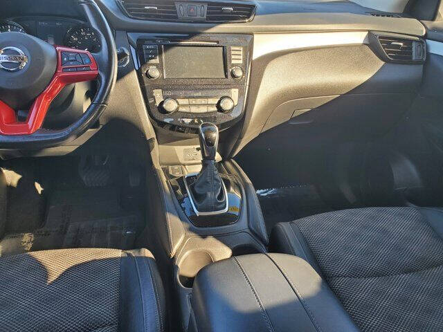 2020 Nissan Rogue Sport SV