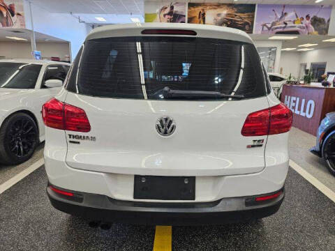2018 Volkswagen Tiguan Limited 2.0T 4Motion