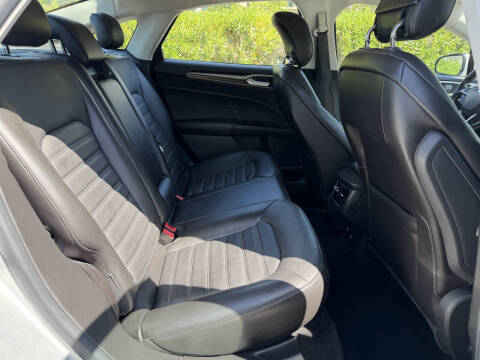 2014 Ford Fusion Energi SE