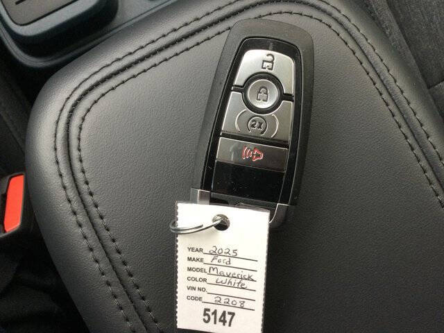 2025 Ford Maverick XLT