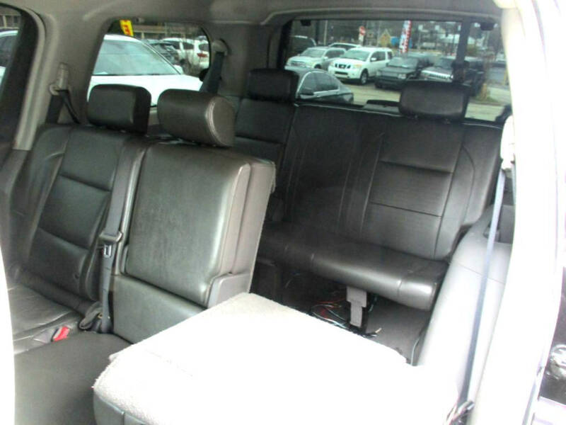 2006 Nissan Armada SE