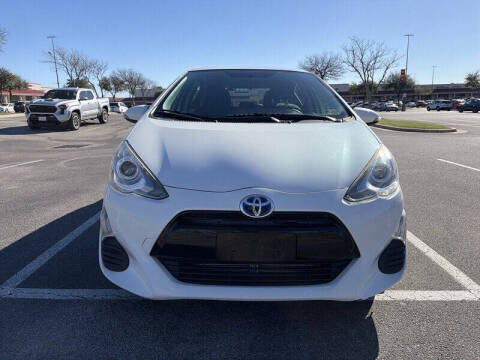 2016 Toyota Prius c One