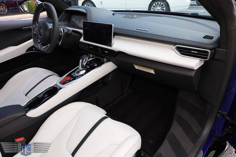 2025 Lotus Emira V6 Base