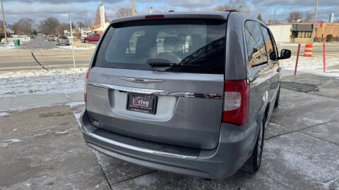 2015 Chrysler Town and Country Touring