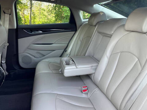 2017 Buick LaCrosse Premium