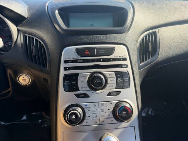 2010 Hyundai Genesis Coupe 2.0T