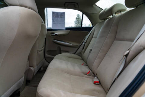 2012 Toyota Corolla LE