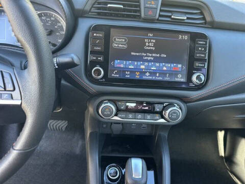 2025 Nissan Versa SR