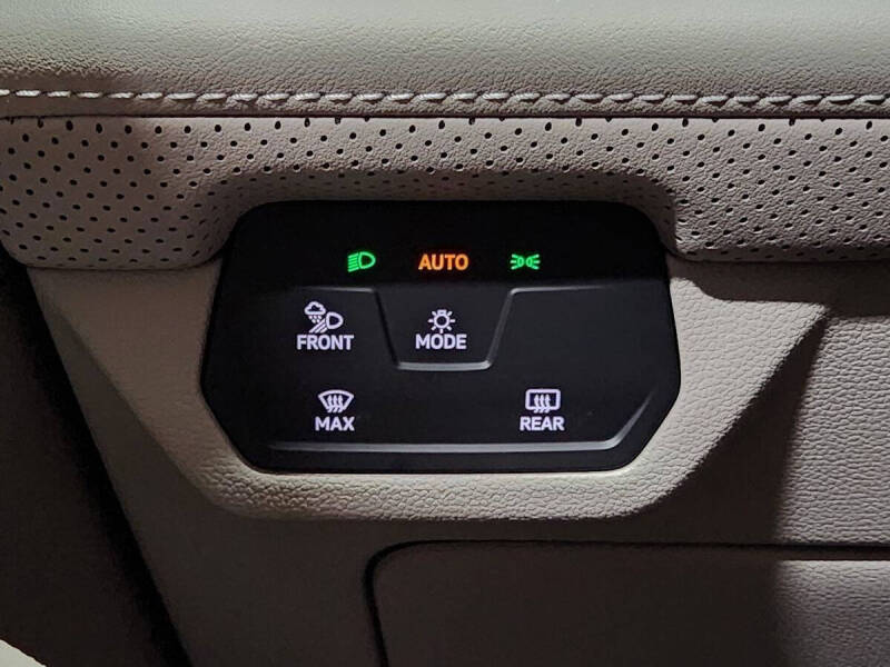 2024 Volkswagen Atlas SE