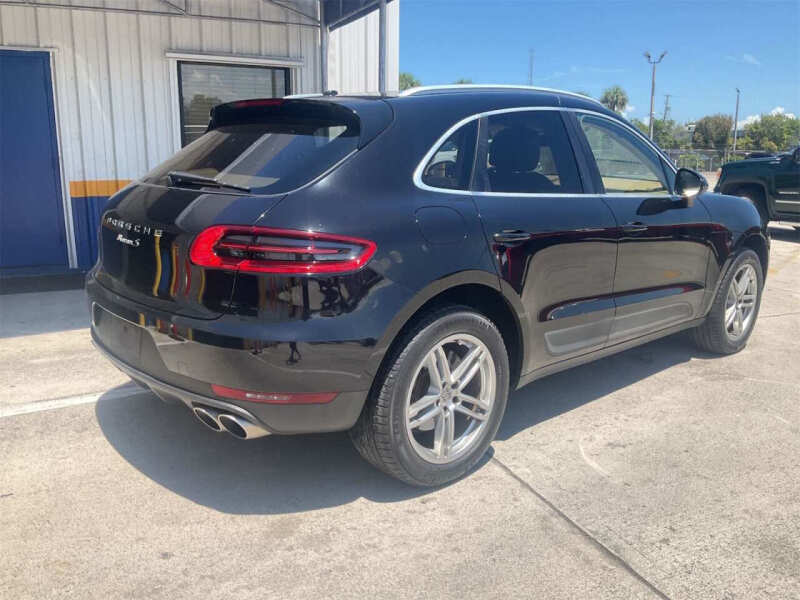 2016 Porsche Macan S