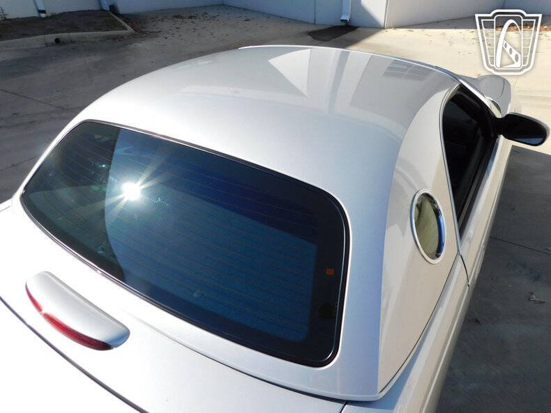 2005 Ford Thunderbird Deluxe