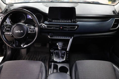 2022 Kia Seltos Nightfall