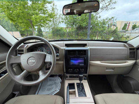 2008 Jeep Liberty Sport