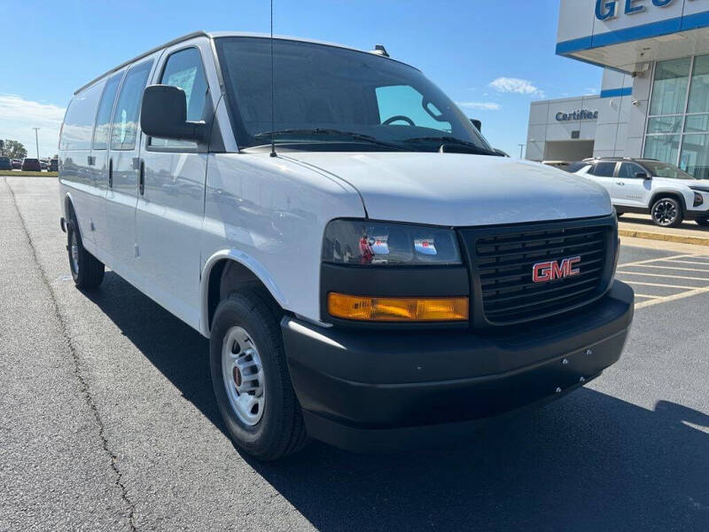 2025 GMC Savana 2500