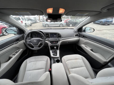 2017 Hyundai Elantra Limited