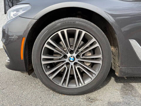 2020 BMW 5 Series 530i