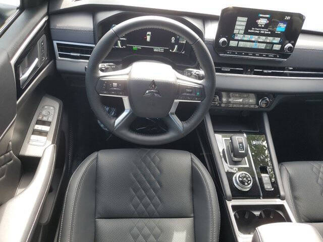 2025 Mitsubishi Outlander PHEV SEL Black Edition