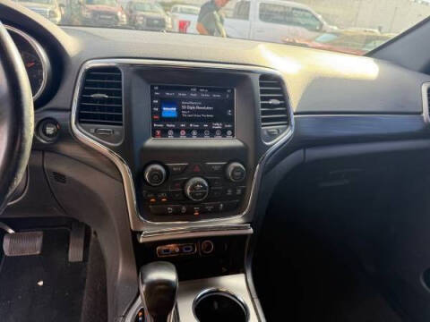 2019 Jeep Grand Cherokee Laredo E