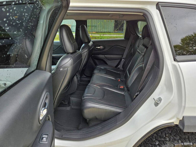 2019 Jeep Cherokee Trailhawk