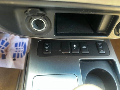 2014 Nissan Armada SL