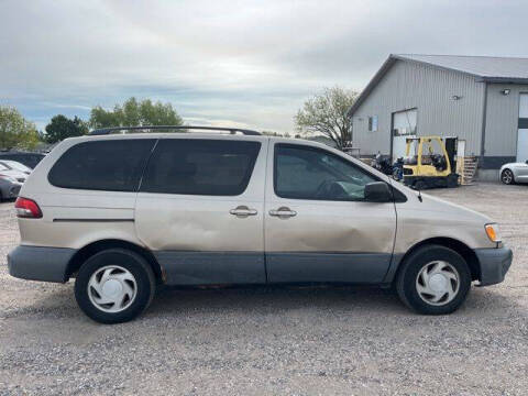 2001 Toyota Sienna