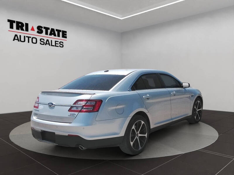 2015 Ford Taurus SEL