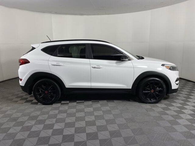 2017 Hyundai Tucson Night