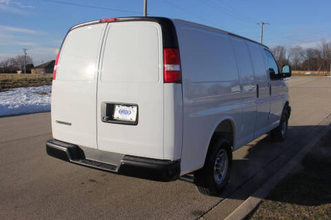 2025 Chevrolet Express 3500