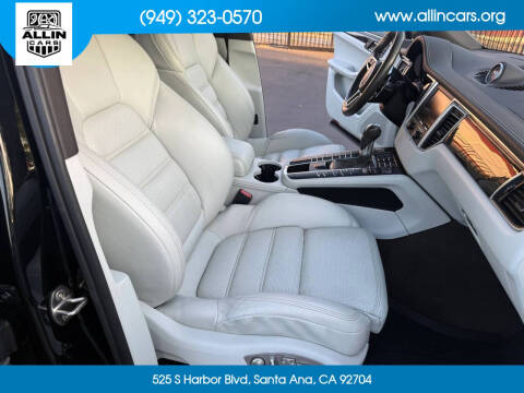 2015 Porsche Macan S