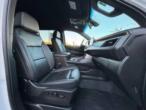 2022 Chevrolet Suburban LT