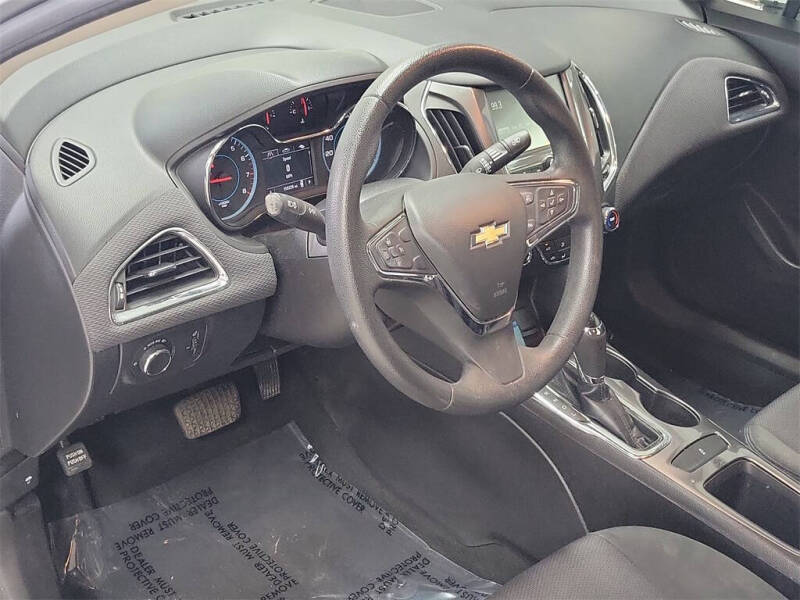 2017 Chevrolet Cruze LT Auto