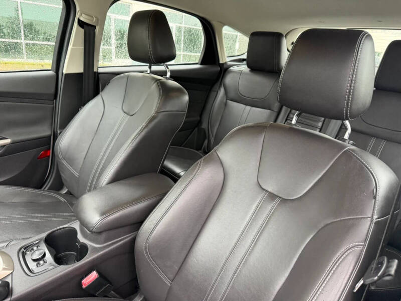 2012 Ford Focus SEL