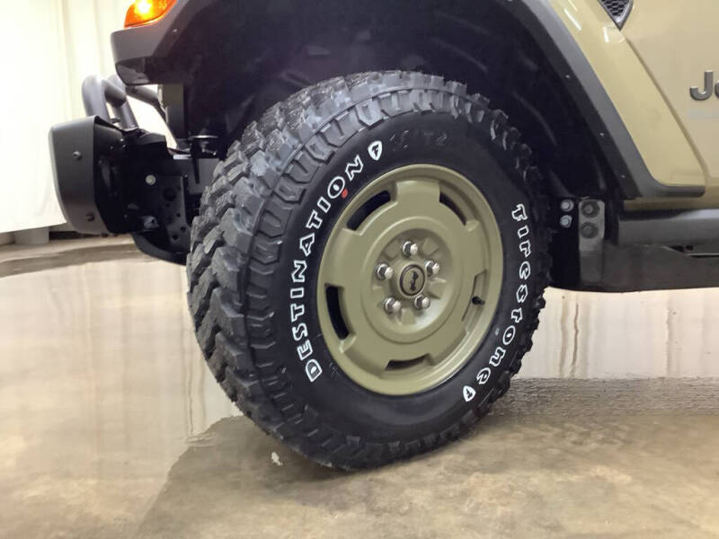 2026 Jeep Gladiator Sport