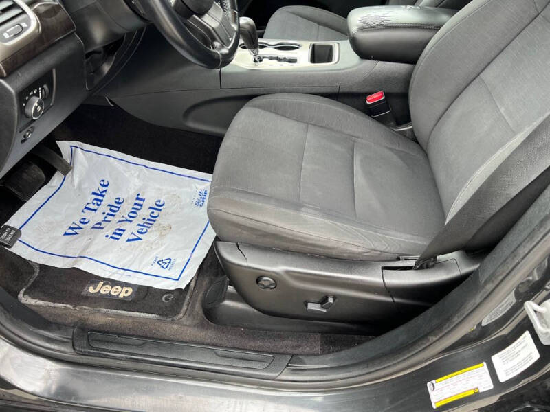 2011 Jeep Grand Cherokee Laredo