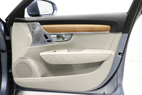 2019 Volvo S90 T8 Inscription