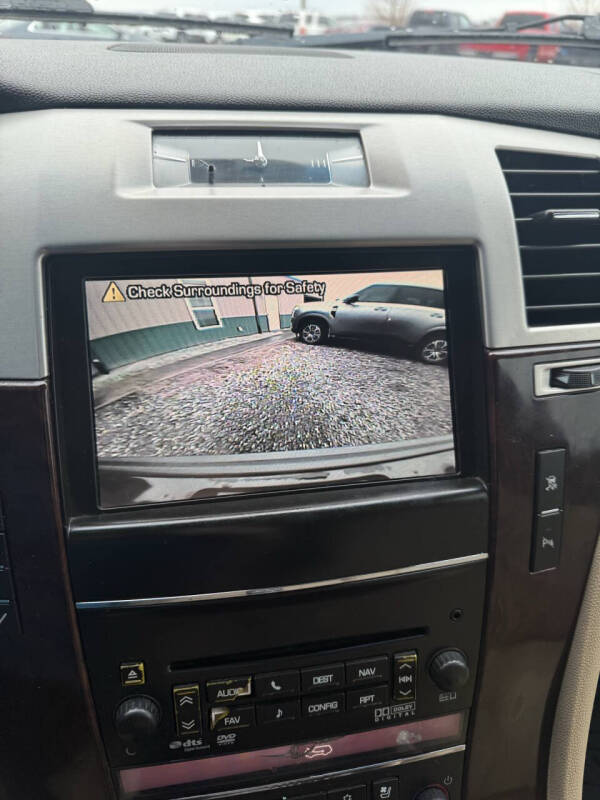 2011 Cadillac Escalade