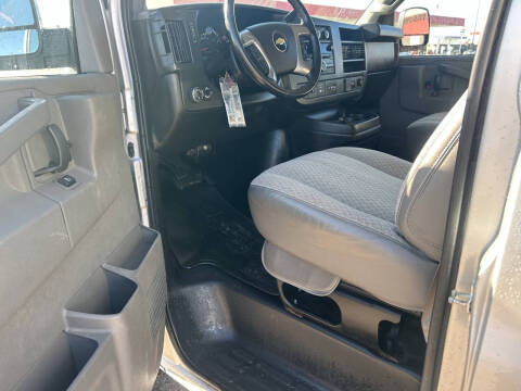 2016 Chevrolet Express LS 2500