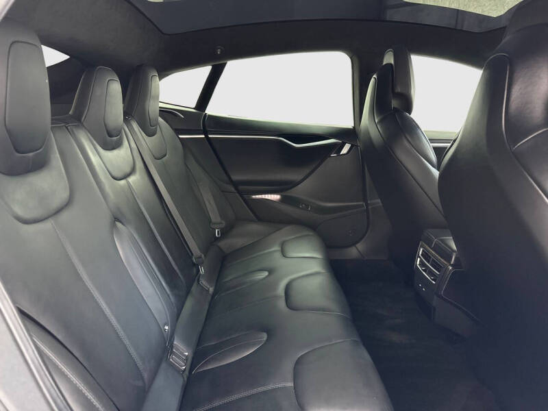 2017 Tesla Model S 75D