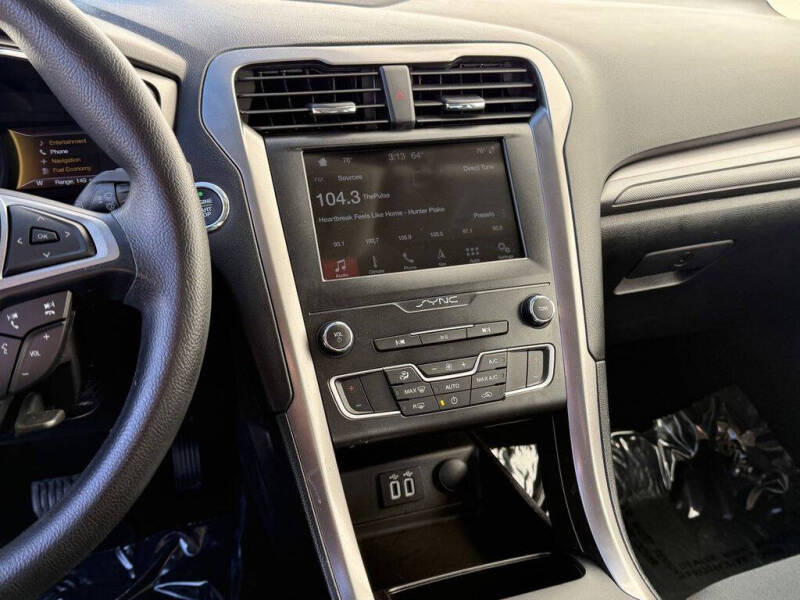 2019 Ford Fusion Hybrid SE