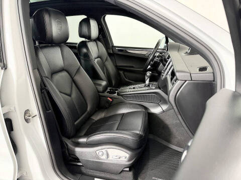 2018 Porsche Macan S