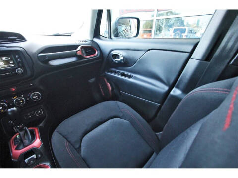 2016 Jeep Renegade Trailhawk