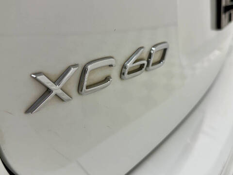 2017 Volvo XC60 T6 Dynamic