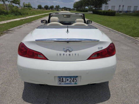 2013 Infiniti G37 Convertible