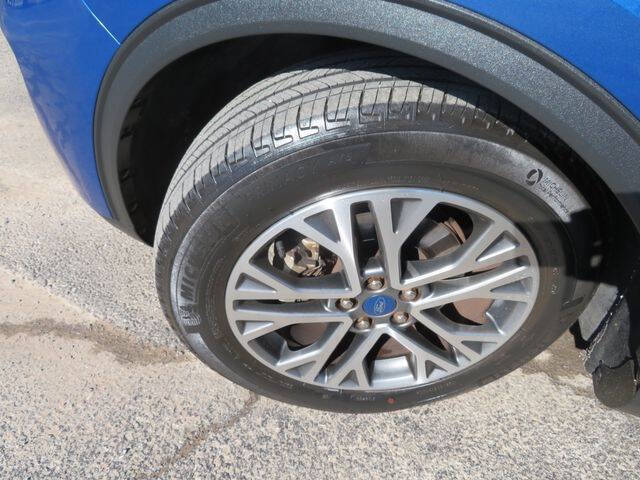 2022 Ford Escape SEL