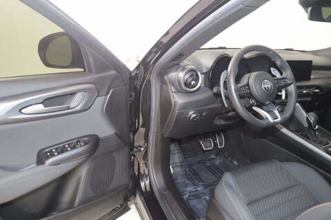 2024 Alfa Romeo Tonale Hybrid Ti